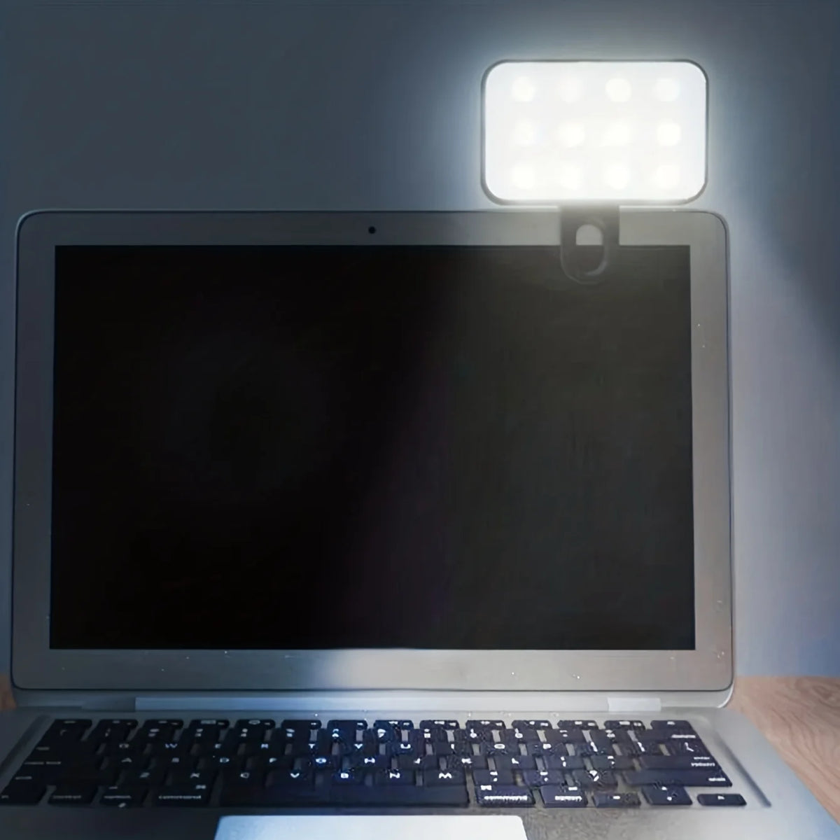 Mini Lampe Selfie Clip LED – Lumière d’Appoint pour Smartphone & Visio